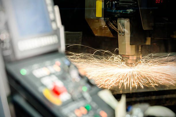 Gia công CNC ứng dụng công nghệ cắt dây tia lửa điện