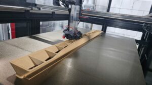 Khuôn đúc được in bằng vật liệu viên nén gỗ với Máy in 3D MAMA 1700